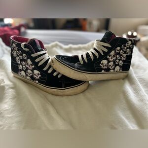 VANS high top skateboard shoes skulls